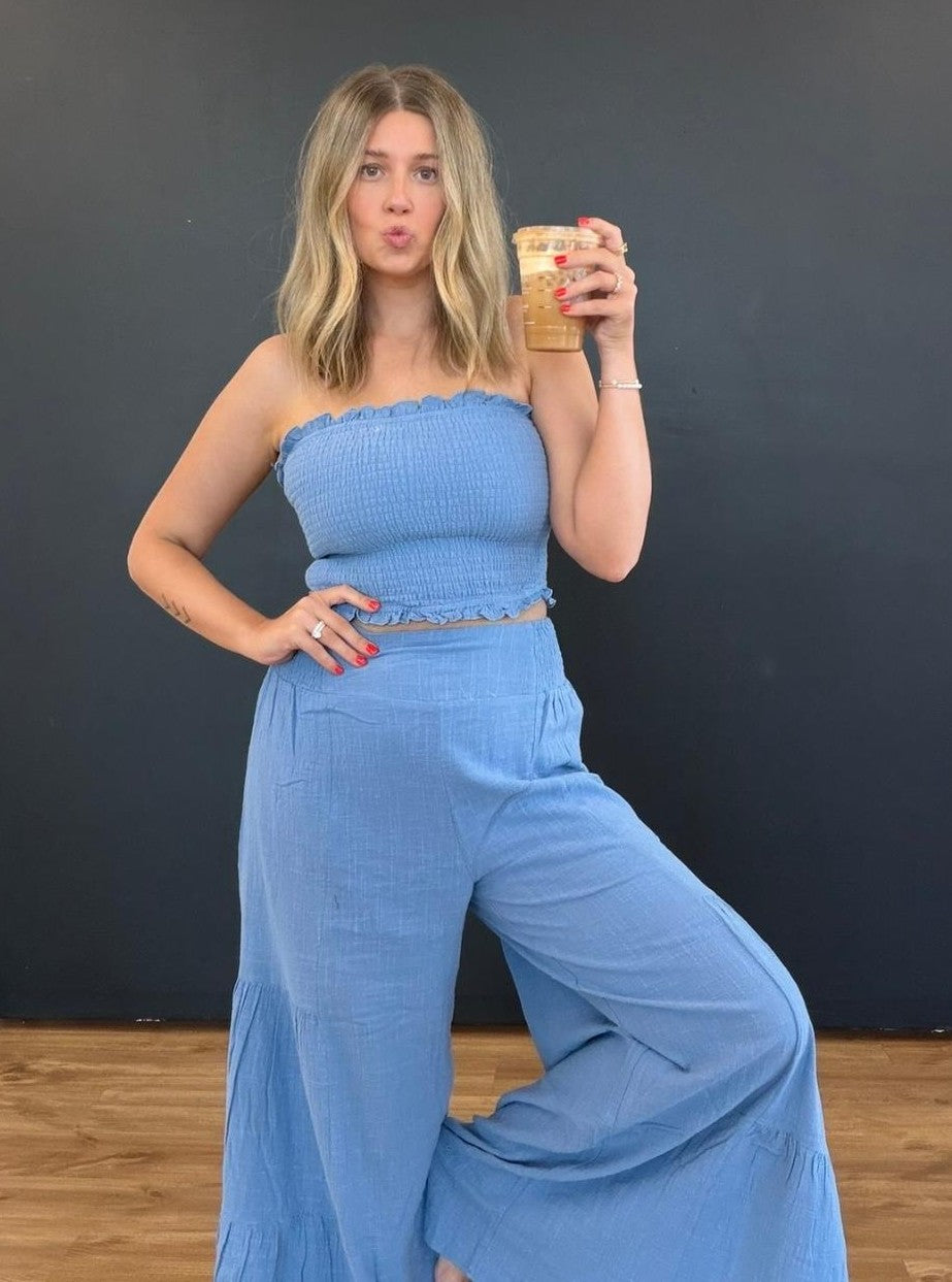 The Hampton Blue Flare Set